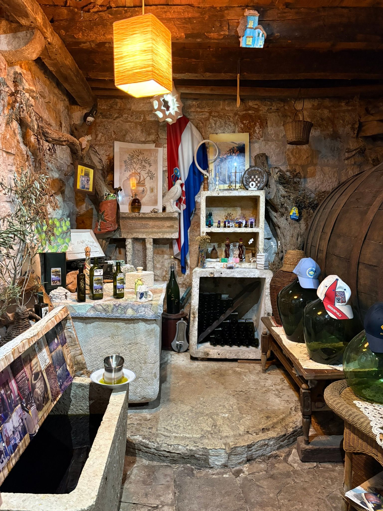 Degustacja w miejscu, gdzie winiarska tradycja sięga kilkuset lat.