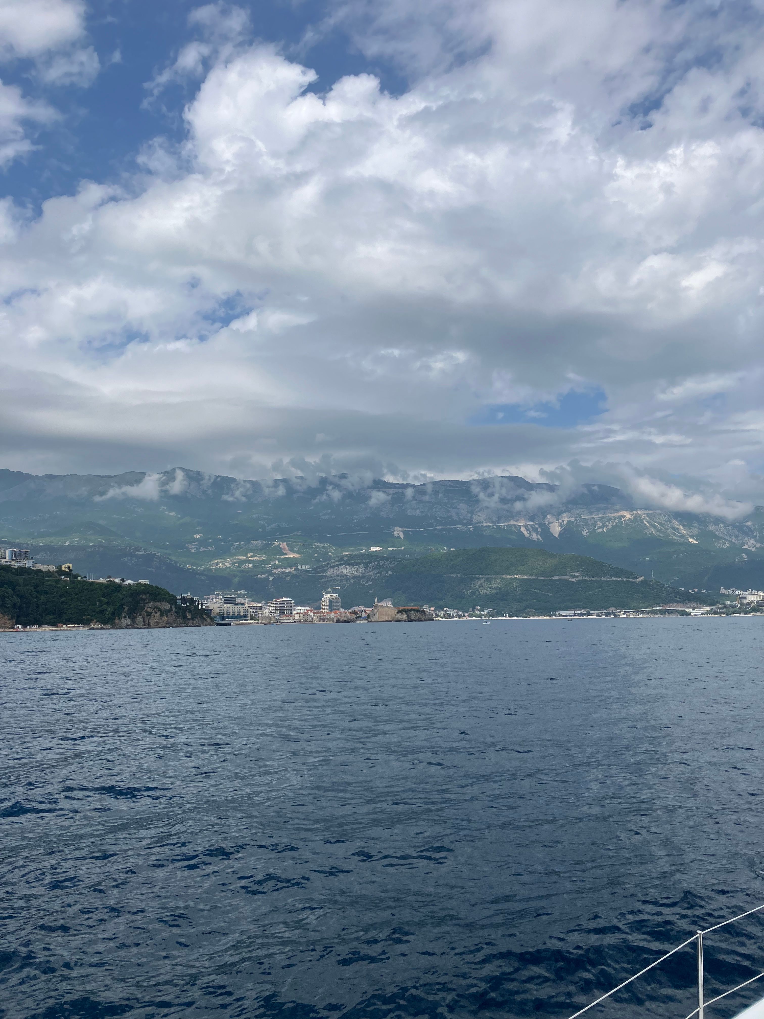 Budva — podejście do portu.