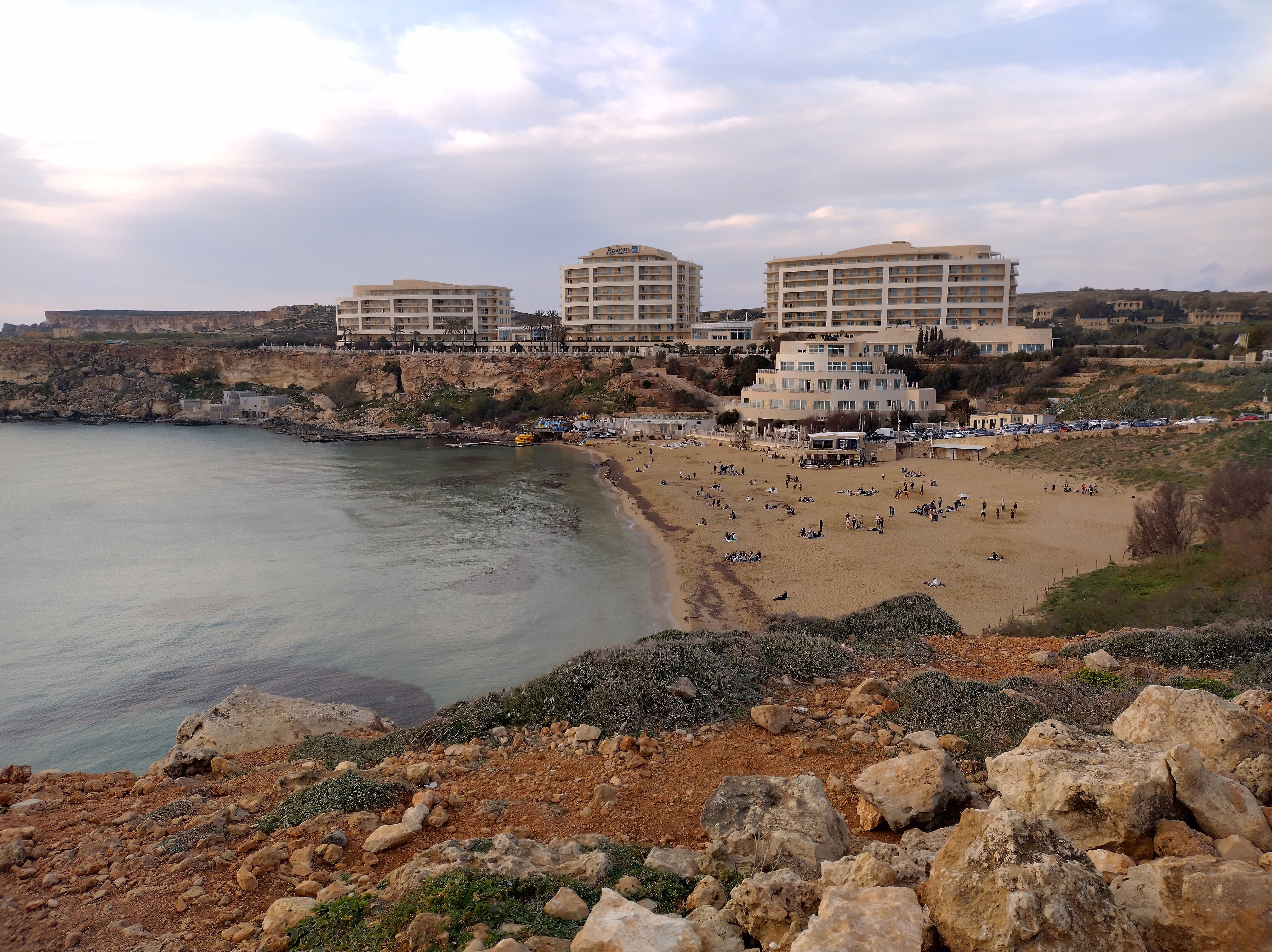 Golden Bay, Malta