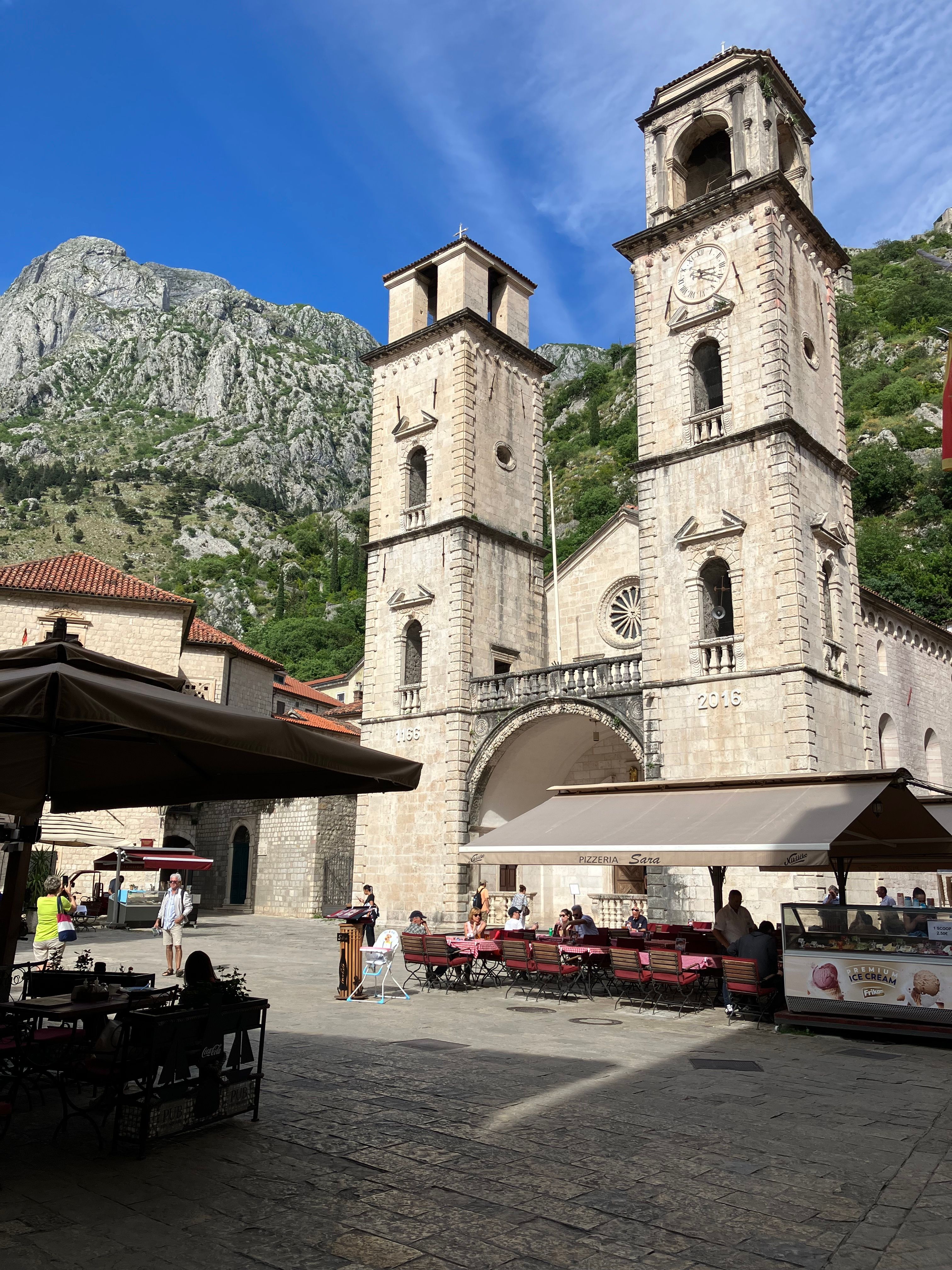 Kotor — katedra św. Tryfona.