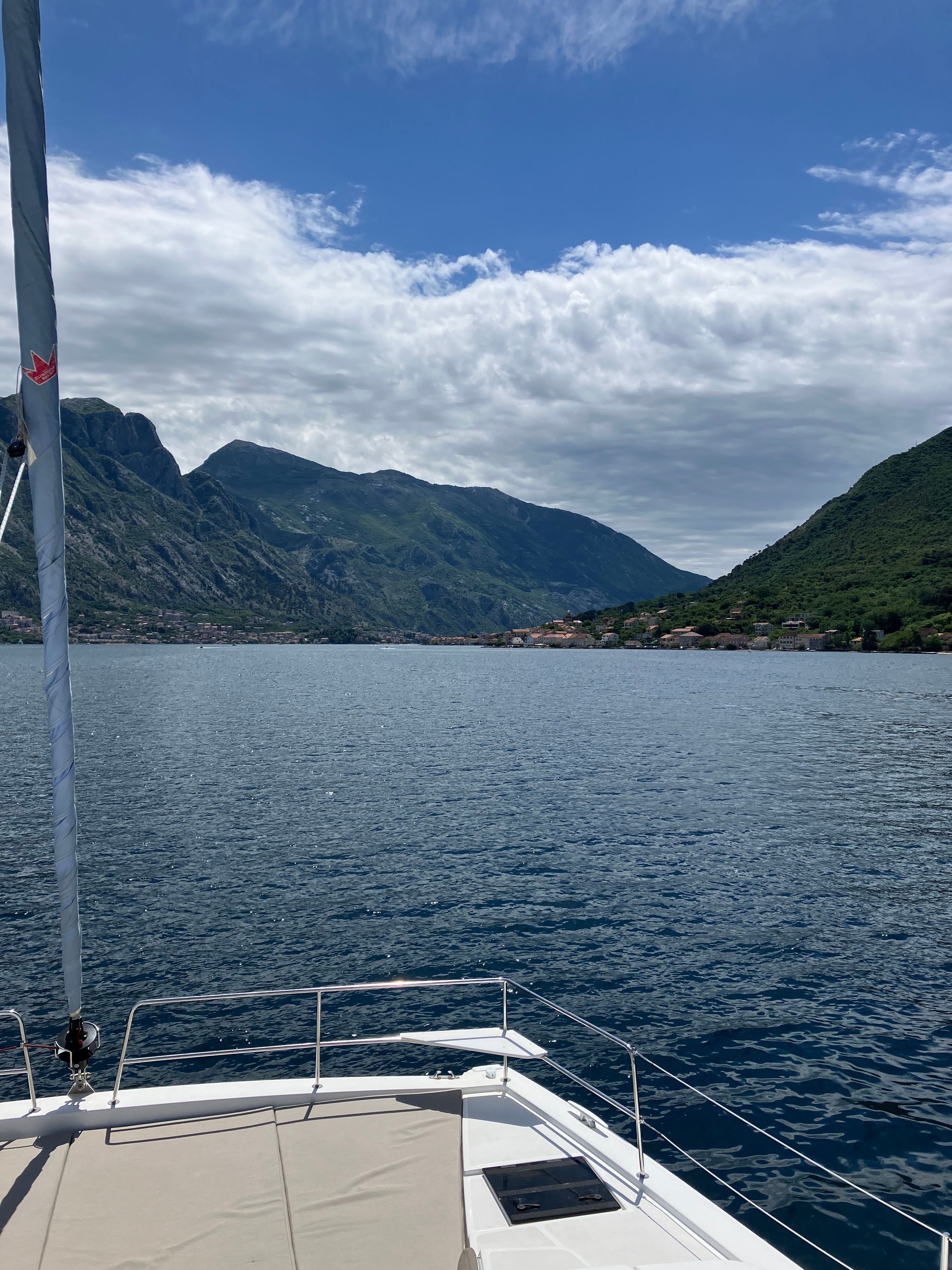 Kotor — podejście do portu.