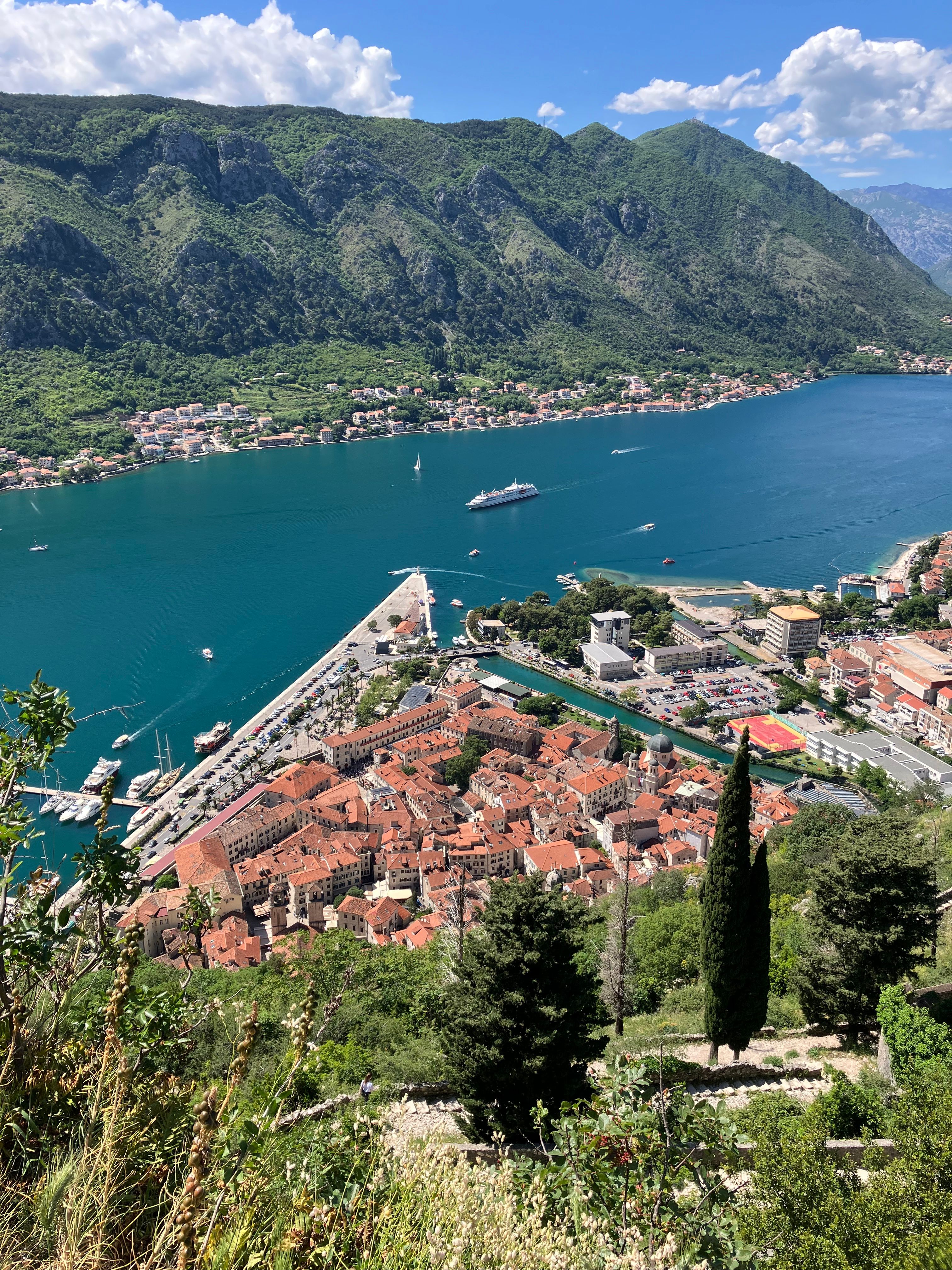 Kotor — Podejście do portu.
