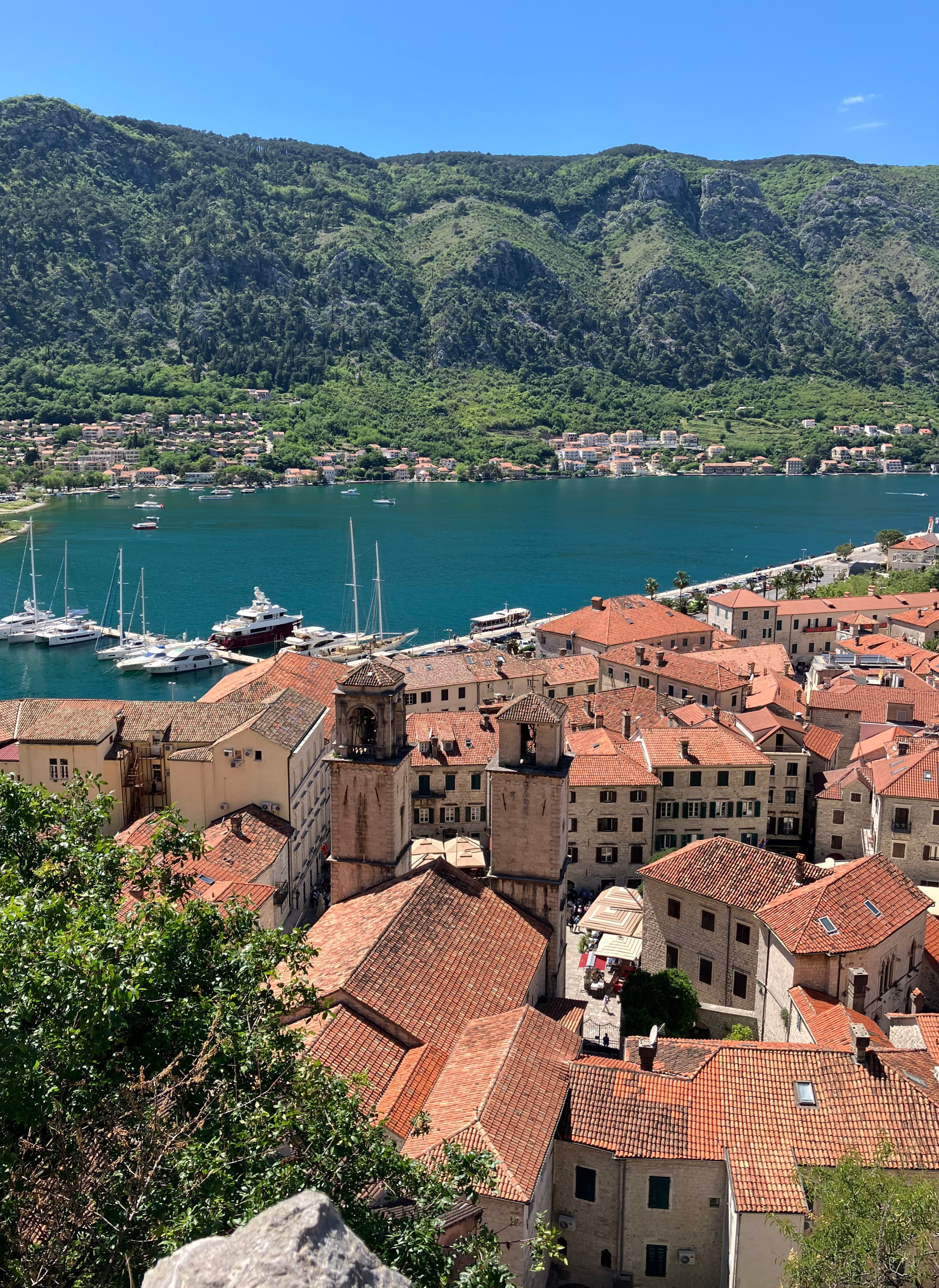 Zatoka Kotorska, z Chorwacji do Czarnogóry