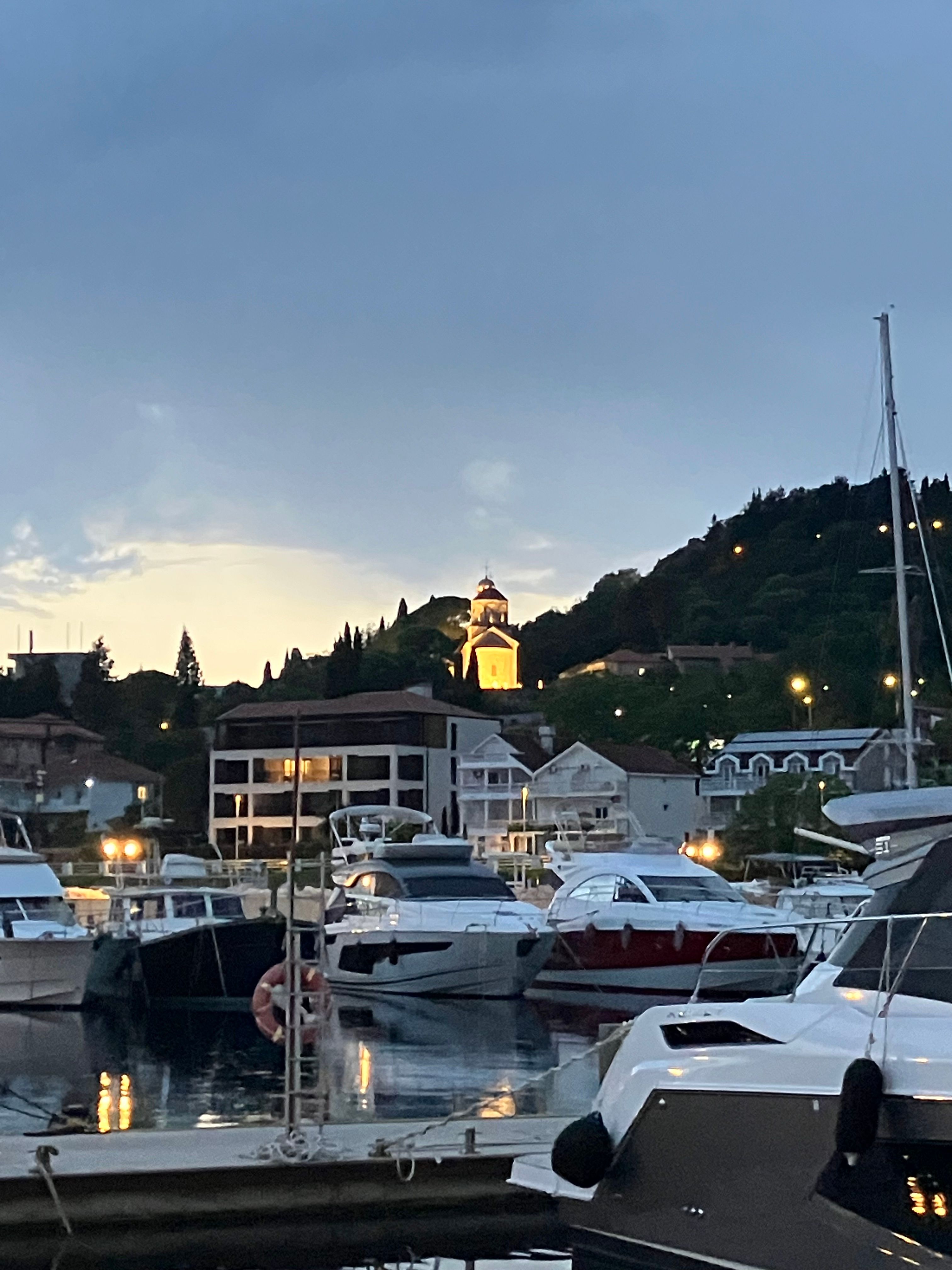 Port Meljine.